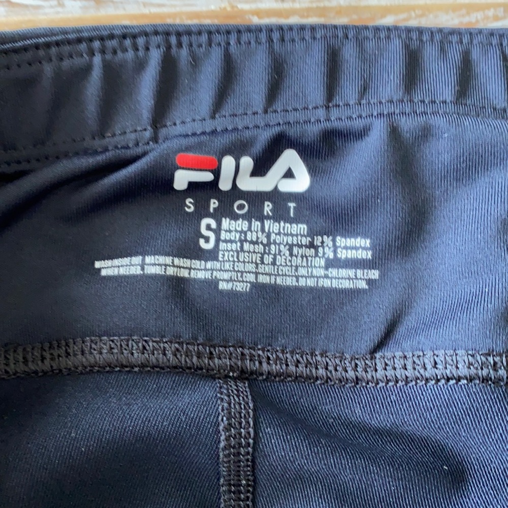 π Fila Colorful Sexy Capris - small π - Picture 7 of 10